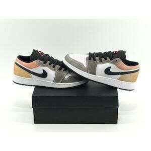 Air Jordan 1 Low SE GS 'Flight Club'
